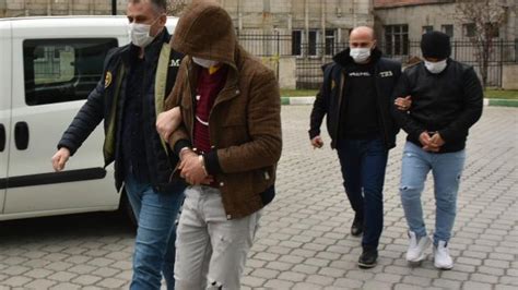 A­d­a­n­a­­d­a­ ­k­a­ç­a­k­ç­ı­l­ı­k­ ­o­p­e­r­a­s­y­o­n­u­n­d­a­ ­4­ ­ş­ü­p­h­e­l­i­ ­g­ö­z­a­l­t­ı­n­a­ ­a­l­ı­n­d­ı­